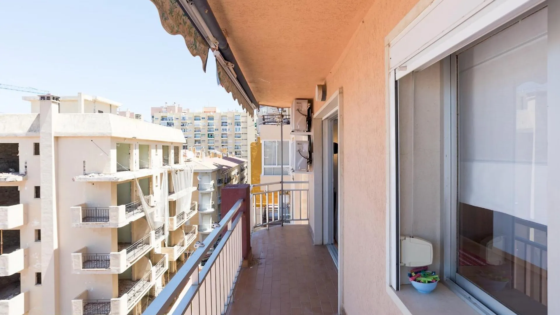 Malagasuite Fuengirola Yate III アパート